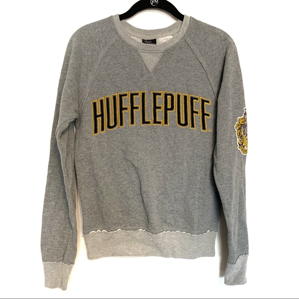 Wizarding World Universal Studios Harry Potter Hufflepuff Crewneck